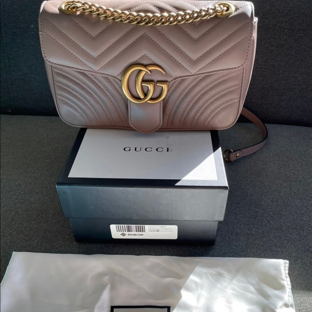 Gucci small marmont handbag